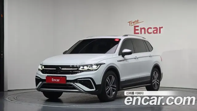 VOLKSWAGEN TIGUAN ALLSPACE — из Кореи под ключ