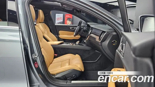 VOLVO S60 2021 — 56 286 км, светло-серебристый, Корея — под ключ — фото 12