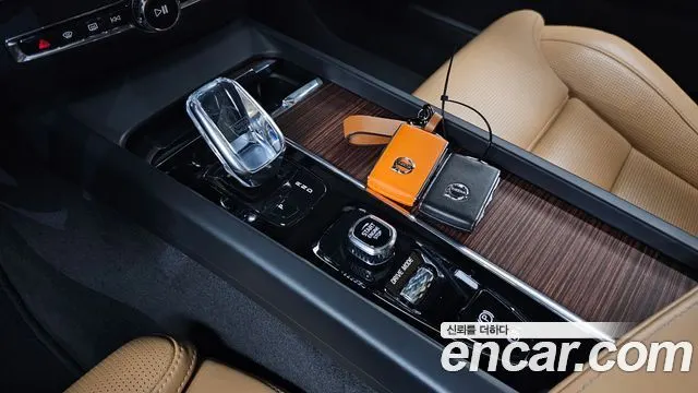 VOLVO S60 2021 — 56 286 км, светло-серебристый, Корея — под ключ — фото 9