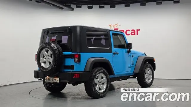 JEEP WRANGLER (JK) 2017 — 84 785 км, синий, Корея — под ключ — фото 2