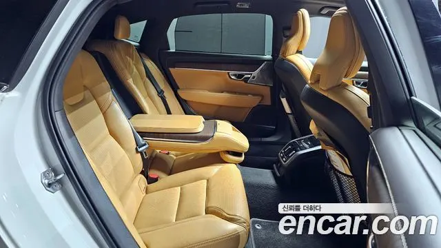 VOLVO S90 2021 — 96 297 км, белый, Корея — под ключ — фото 12