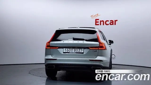 VOLVO V60 CROSS COUNTRY 2020 — 66 552 км, белый-перламутр, Корея — под ключ — фото 4
