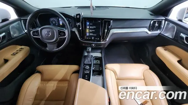 VOLVO V60 CROSS COUNTRY 2020 — 66 552 км, белый-перламутр, Корея — под ключ — фото 7