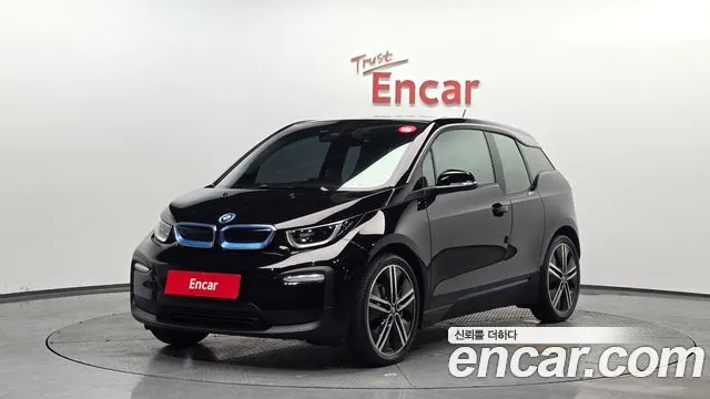 BMW I3 2018 — 20 343 км, чёрный, Корея — под ключ — фото 1