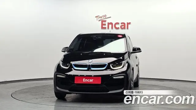 BMW I3 2018 — 20 343 км, чёрный, Корея — под ключ — фото 3