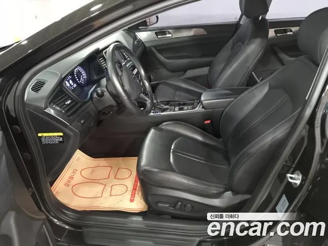 HYUNDAI SONATA HYBRID 2018 — 134 000 км, чёрный, Корея — под ключ — фото 6