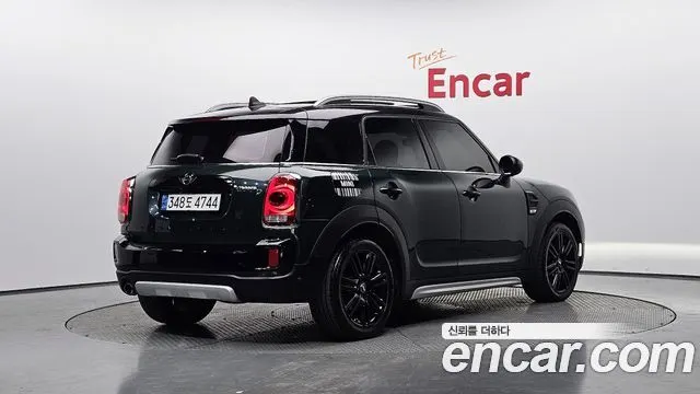 MINI COOPER D COUNTRYMAN 2018 — 131 889 км, тёмно-зелёный, Корея — под ключ — фото 2
