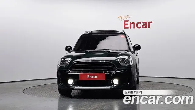 MINI COOPER D COUNTRYMAN 2018 — 131 889 км, тёмно-зелёный, Корея — под ключ — фото 3