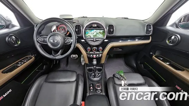 MINI COOPER D COUNTRYMAN 2018 — 131 889 км, тёмно-зелёный, Корея — под ключ — фото 7