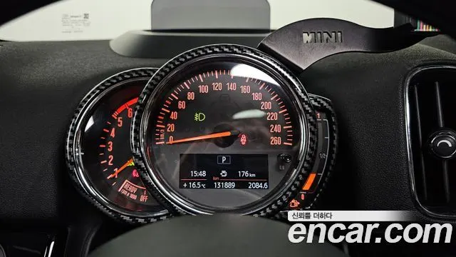 MINI COOPER D COUNTRYMAN 2018 — 131 889 км, тёмно-зелёный, Корея — под ключ — фото 8