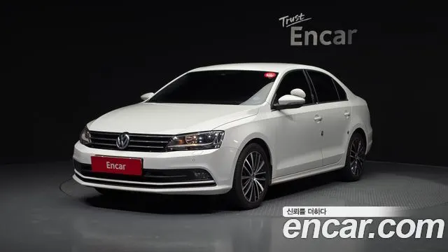 VOLKSWAGEN JETTA 2016 — 173 659 км, белый, Корея — под ключ — фото 1