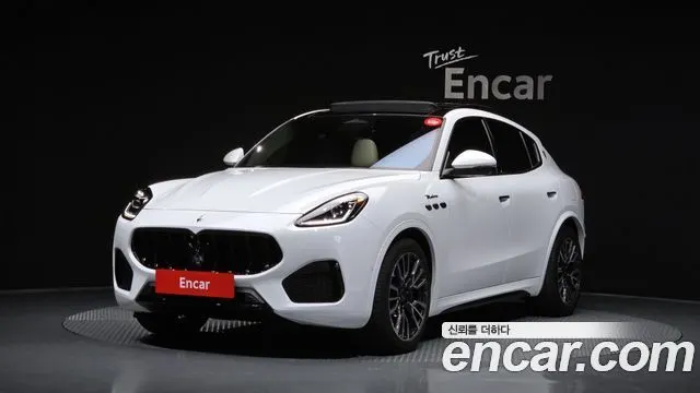 MASERATI GRECALE 2023