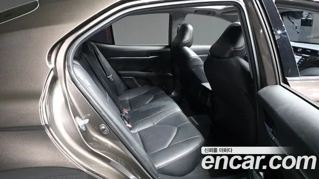 TOYOTA CAMRY 2019 — 76 339 км, светло-золотистый, Корея — под ключ — фото 12