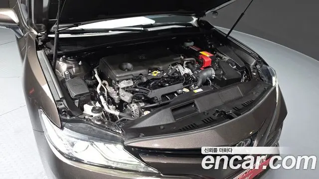 TOYOTA CAMRY 2019 — 76 339 км, светло-золотистый, Корея — под ключ — фото 6