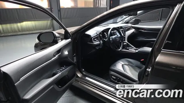 TOYOTA CAMRY 2019 — 76 339 км, светло-золотистый, Корея — под ключ — фото 10