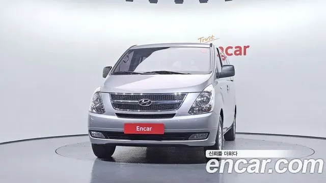 HYUNDAI GRAND STAREX 2016 — 205 081 км, серебристый, Корея — под ключ — фото 3