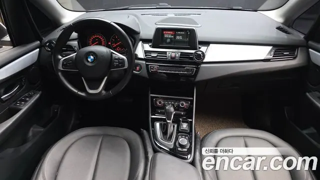 BMW 2 SERIES ACTIVE TOURER 2018 — 71 622 км, белый, Корея — под ключ — фото 7