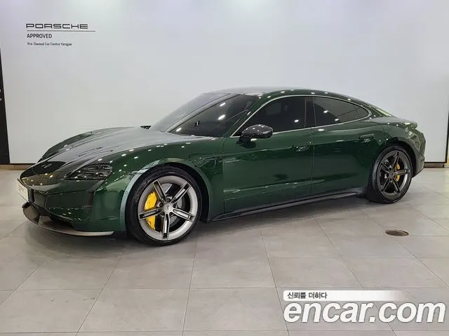PORSCHE TAYCAN 2025 — 12 300 км, тёмно-зелёный, Корея — под ключ — фото 1