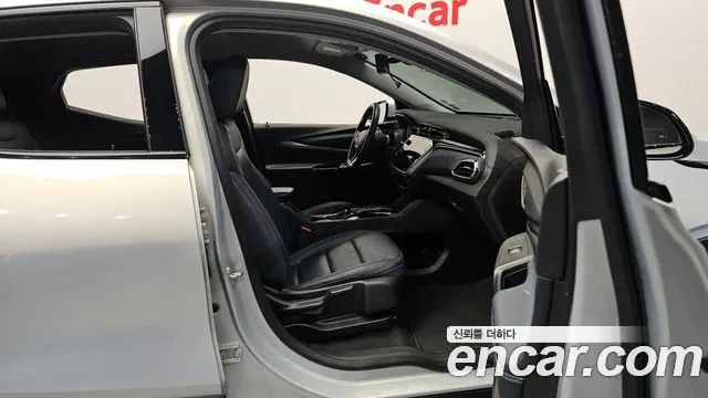 CHEVROLET BOLT 2022 — 66 657 км, серебристо-серый, Корея — под ключ — фото 11