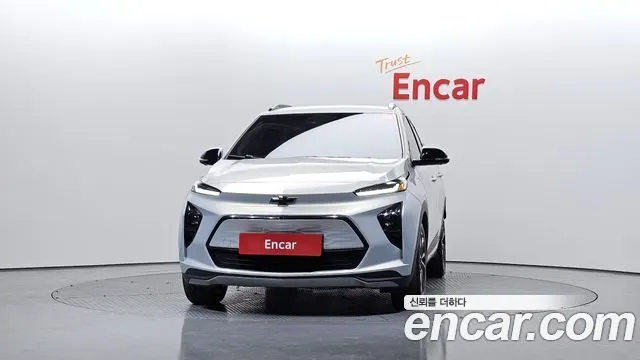 CHEVROLET BOLT 2022 — 66 657 км, серебристо-серый, Корея — под ключ — фото 3