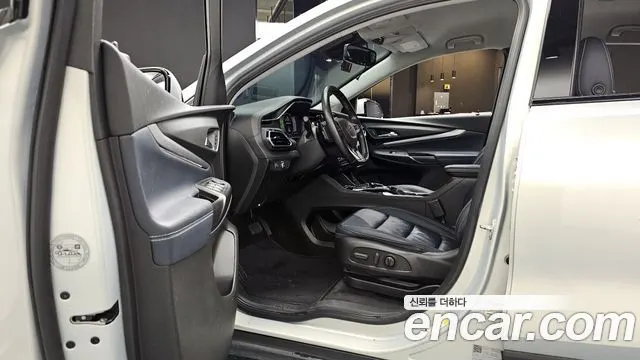 CHEVROLET BOLT 2022 — 66 657 км, серебристо-серый, Корея — под ключ — фото 10
