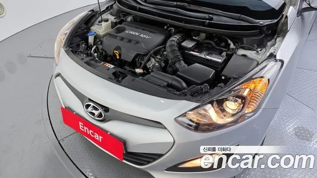 HYUNDAI I30 2014 — 116 587 км, серебристо-серый, Корея — под ключ — фото 6