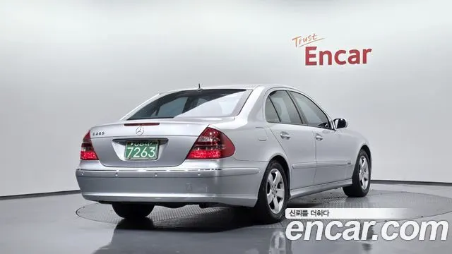 MERCEDES-BENZ E-CLASS W211 2006