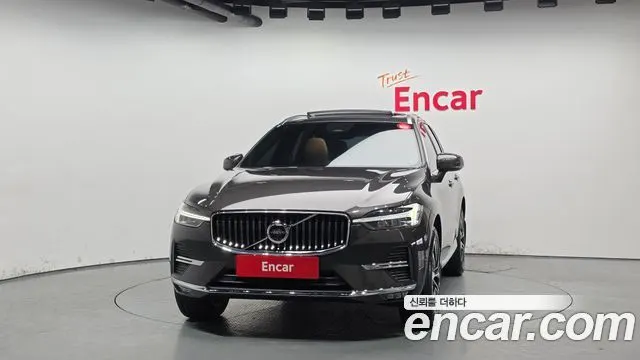 VOLVO XC60 2024 — 30 551 км, коричневый, Корея — под ключ — фото 3