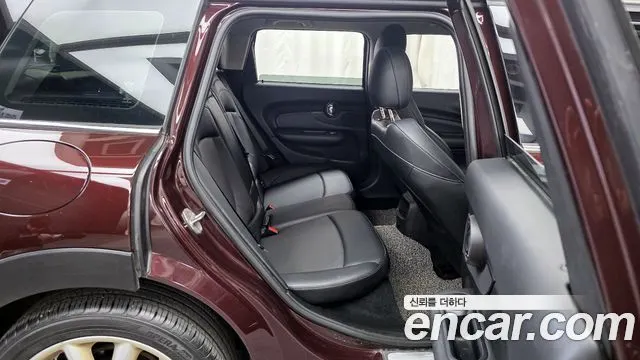 MINI COOPER D CLUBMAN 2018 — 130 499 км, коричневый, Корея — под ключ — фото 12