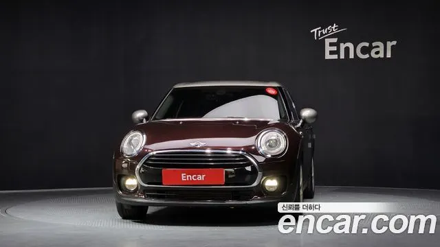 MINI COOPER D CLUBMAN 2018 — 130 499 км, коричневый, Корея — под ключ — фото 3