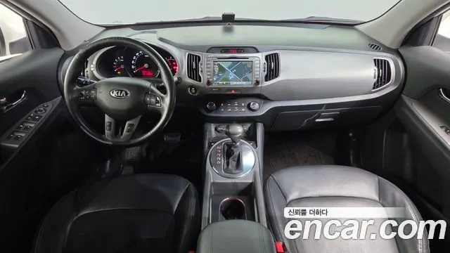 KIA SPORTAGE R 2016 — 160 409 км, белый, Корея — под ключ — фото 7