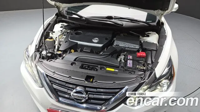 NISSAN ALTIMA 2017 — 134 850 км, белый, Корея — под ключ — фото 6