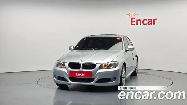 BMW 3 SERIES 2011 — 128 077 км, серебристо-серый, Корея — под ключ — фото 3