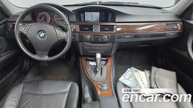 BMW 3 SERIES 2011 — 128 077 км, серебристо-серый, Корея — под ключ — фото 7