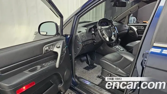 KGM KORANDO TURISMO 2019 — 81 134 км, синий, Корея — под ключ — фото 10