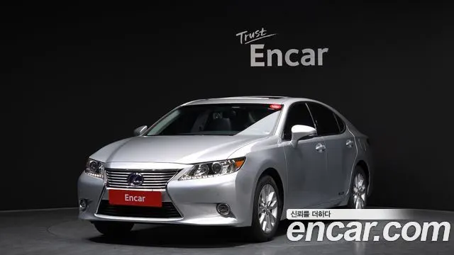LEXUS ES300H — из Кореи под ключ