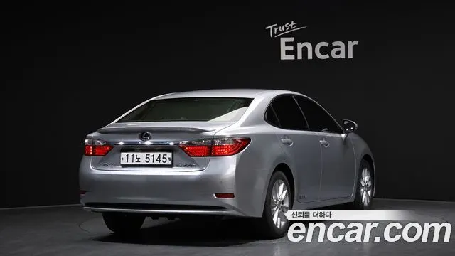 LEXUS ES300H 2015 — 132 971 км, серебристый, Корея — под ключ — фото 2