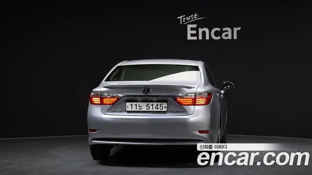 LEXUS ES300H 2015 — 132 971 км, серебристый, Корея — под ключ — фото 4