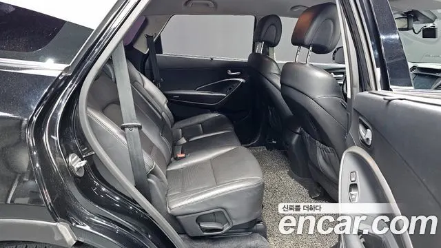 HYUNDAI MAXCRUZ 2018 — 139 359 км, чёрный, Корея — под ключ — фото 12