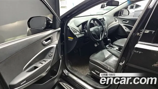 HYUNDAI MAXCRUZ 2018 — 139 359 км, чёрный, Корея — под ключ — фото 10