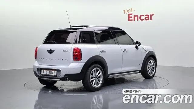 MINI COOPER D COUNTRYMAN 2015 — 6 674 км, белый, Корея — под ключ — фото 2