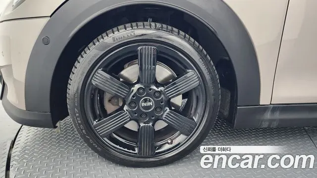 MINI COOPER S CONVERTIBLE 2023 — 30 915 км, белый-перламутр, Корея — под ключ — фото 5