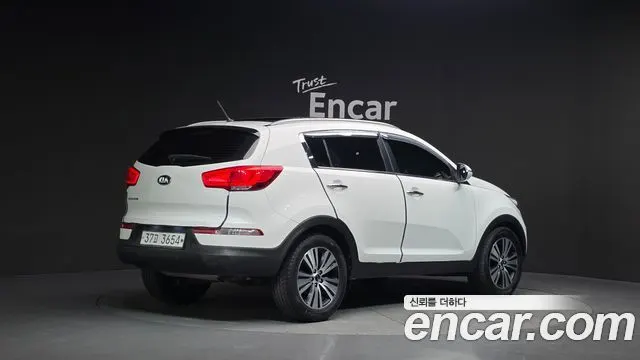 KIA SPORTAGE R 2015 — 51 455 км, Корея — под ключ — фото 2
