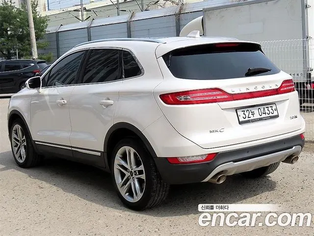 LINCOLN MKC 2016 — 92 738 км, белый, Корея — под ключ — фото 3