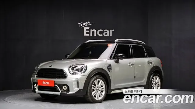 MINI COOPER COUNTRYMAN 2023 — 30 865 км, серебристо-серый, Корея — под ключ — фото 1