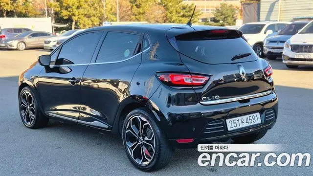 RENAULT KOREA CLIO 2018 — 85 192 км, чёрный, Корея — под ключ — фото 6