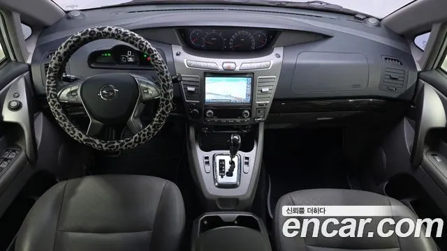 KGM KORANDO TURISMO 2016 — 76 848 км, серебристо-серый, Корея — под ключ — фото 7