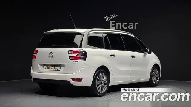 CITROEN GRAND C4 PICASSO 2017 — 84 564 км, белый, Корея — под ключ — фото 2
