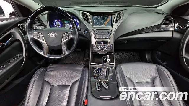 HYUNDAI GRANDEUR HYBRID 2015 — 75 450 км, белый, Корея — под ключ — фото 7