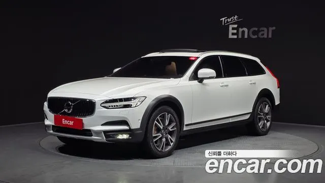 VOLVO V90 CROSS COUNTRY 2019